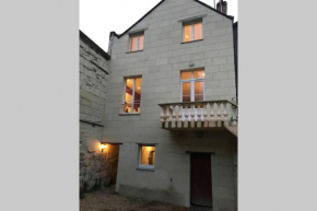 Jolie maison en tuffeau dans le centre de Saumur